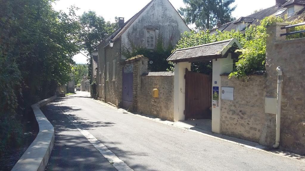 维也纳阿提斯别墅住宿加早餐旅馆 Vienne-en-Arthies 外观 照片